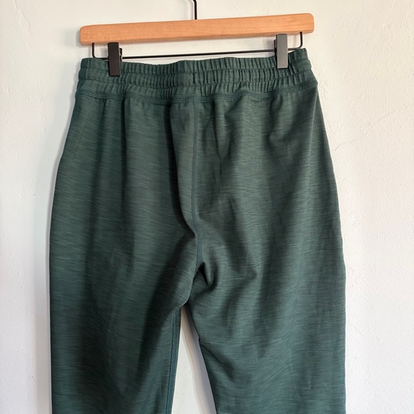 Beyond Yoga Heather Rib Street Jogger Midnight Green - Picture 7 of 8